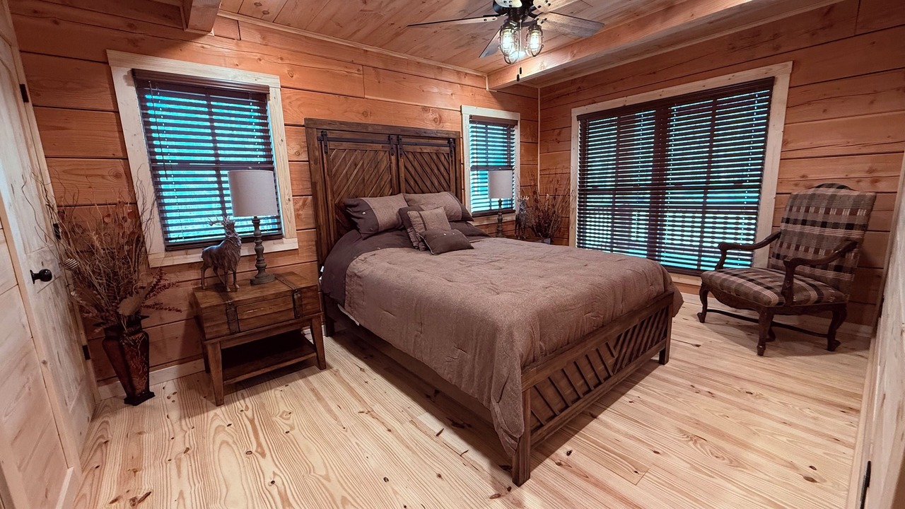 Photo of Bedroom in Tullahoma