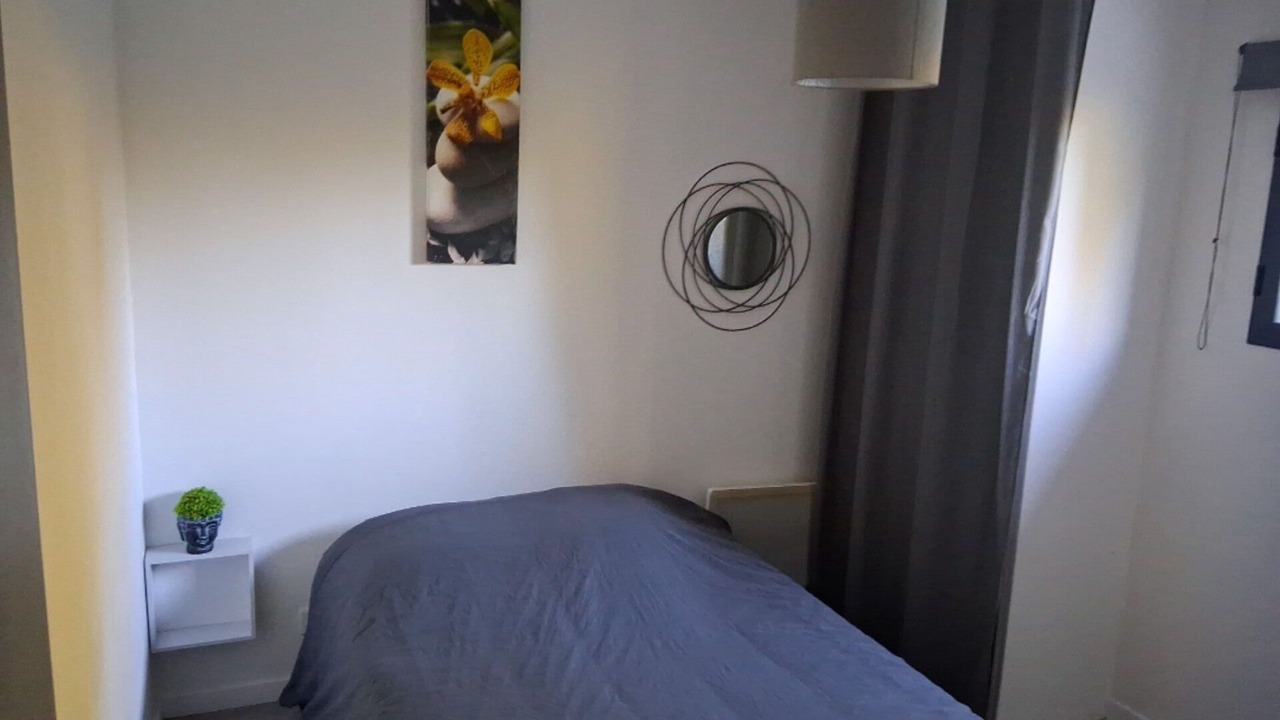 Photo of Bedroom in Laudun
