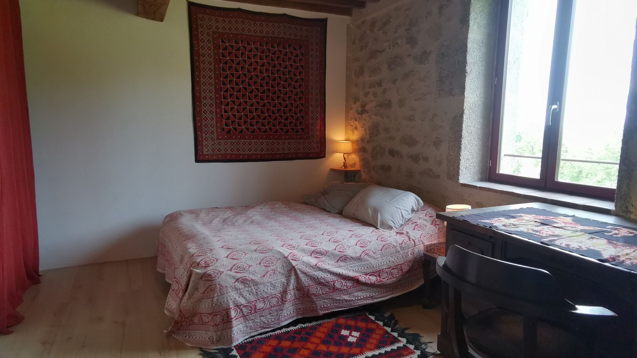 Photo of Bedroom in Saint-Martin-du-Puy