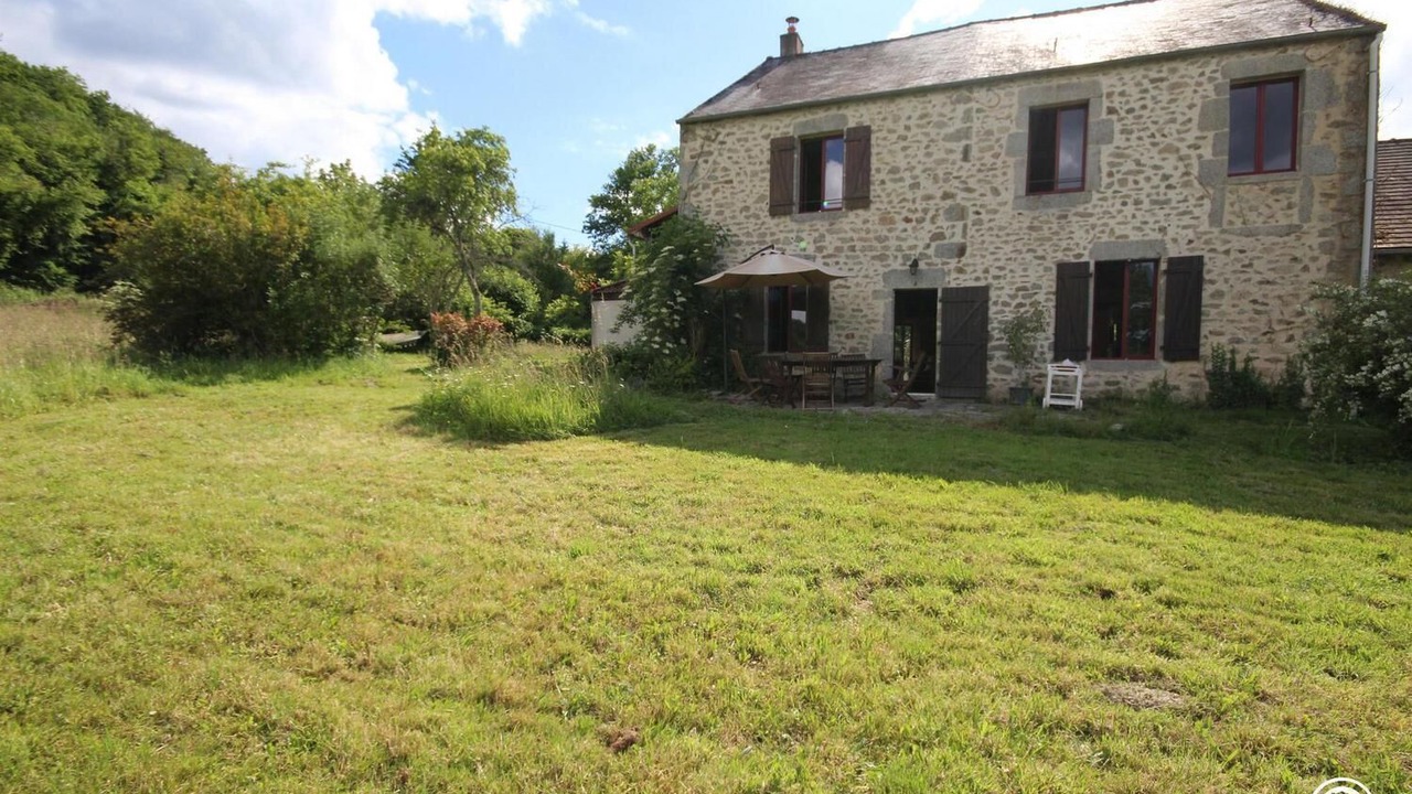 Photo of Outdoor in Saint-Martin-du-Puy