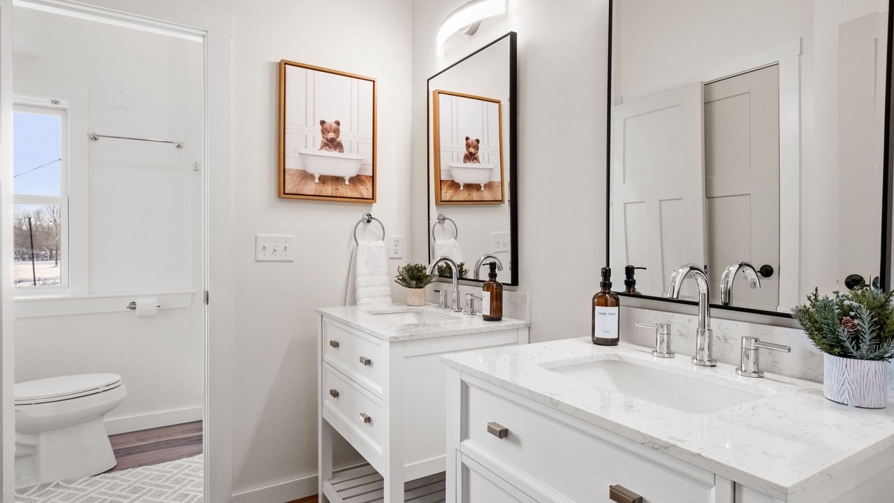 Photo of Bathroom in Campton