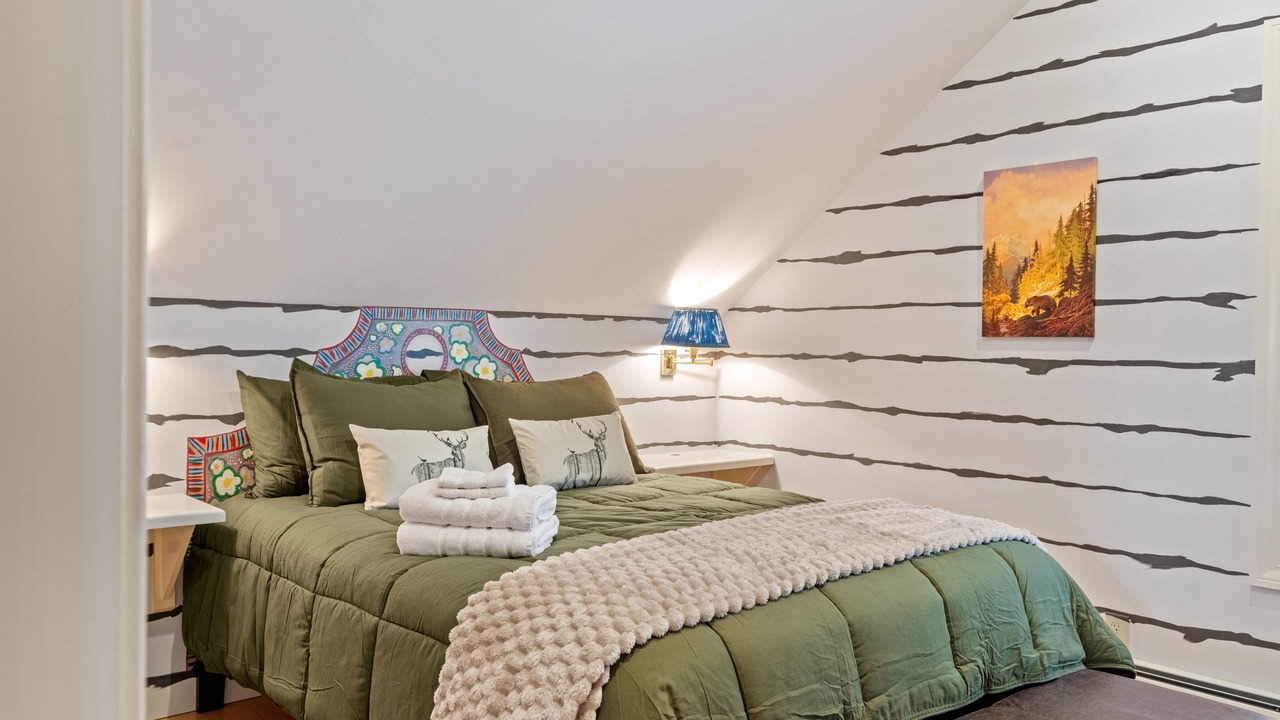 Photo of Bedroom in Campton