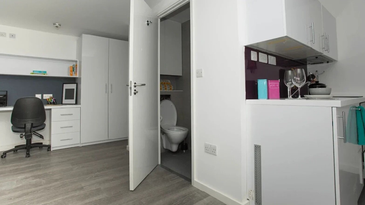 Photo of Bathroom in Ealing