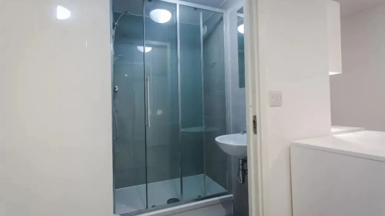 Photo of Bathroom in Ealing