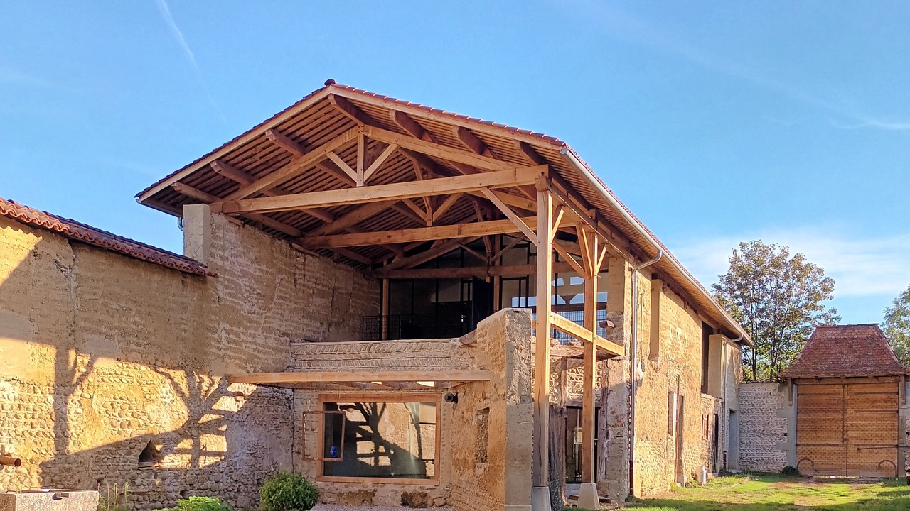 Photo of Outdoor in La Cote-Saint-Andre