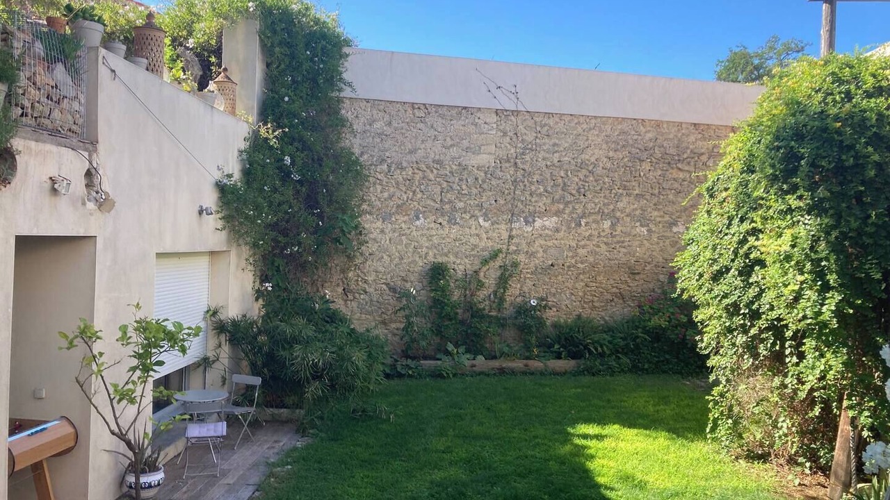 Photo of Outdoor in Poussan