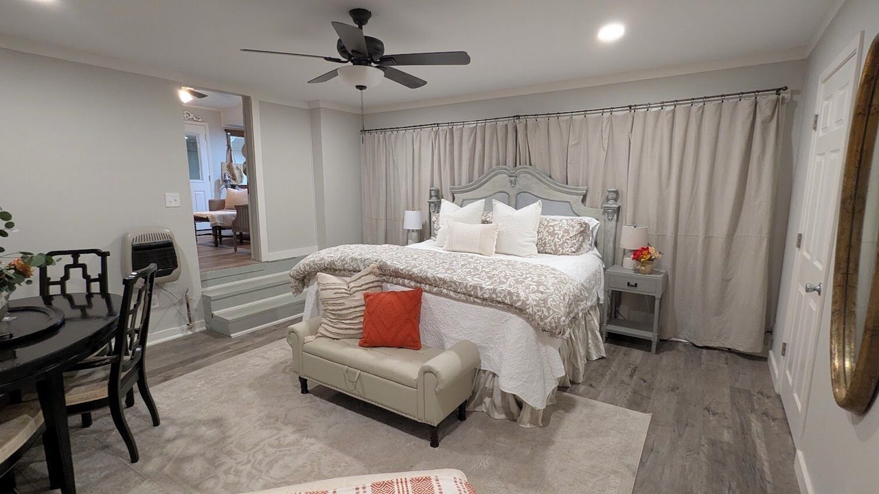 Photo of Bedroom in China Spring