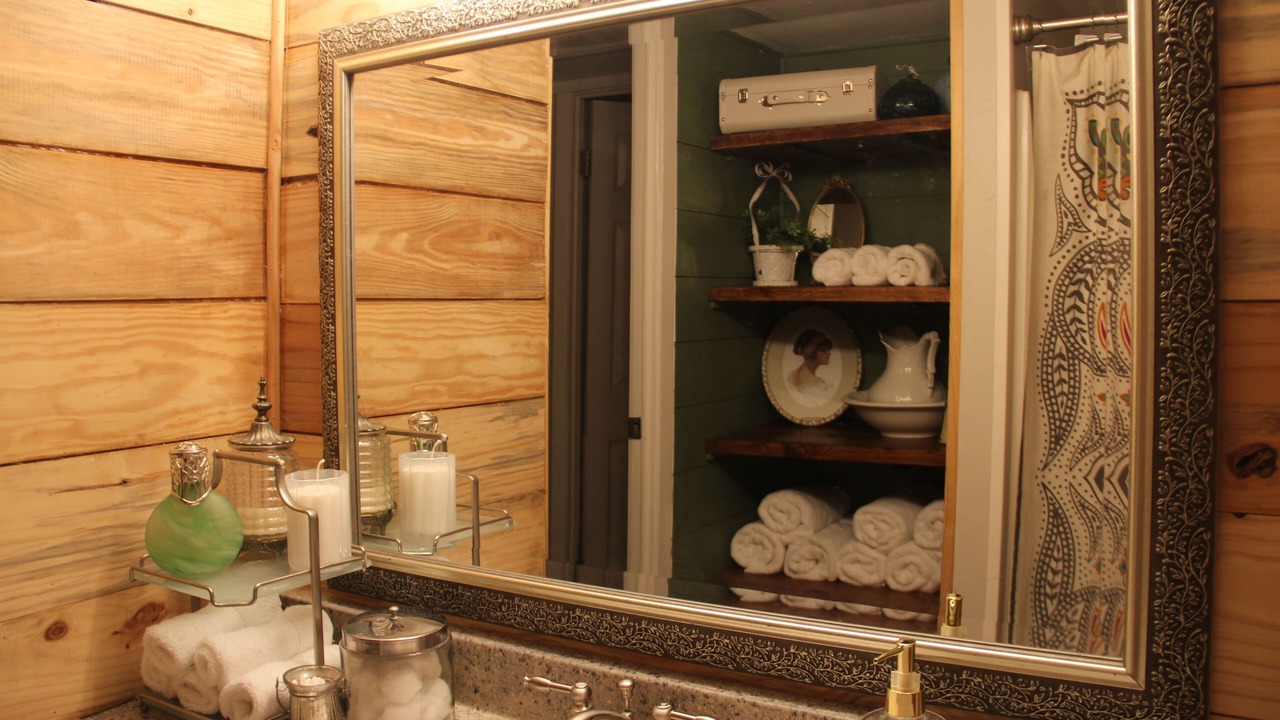 Photo of Bathroom in China Spring