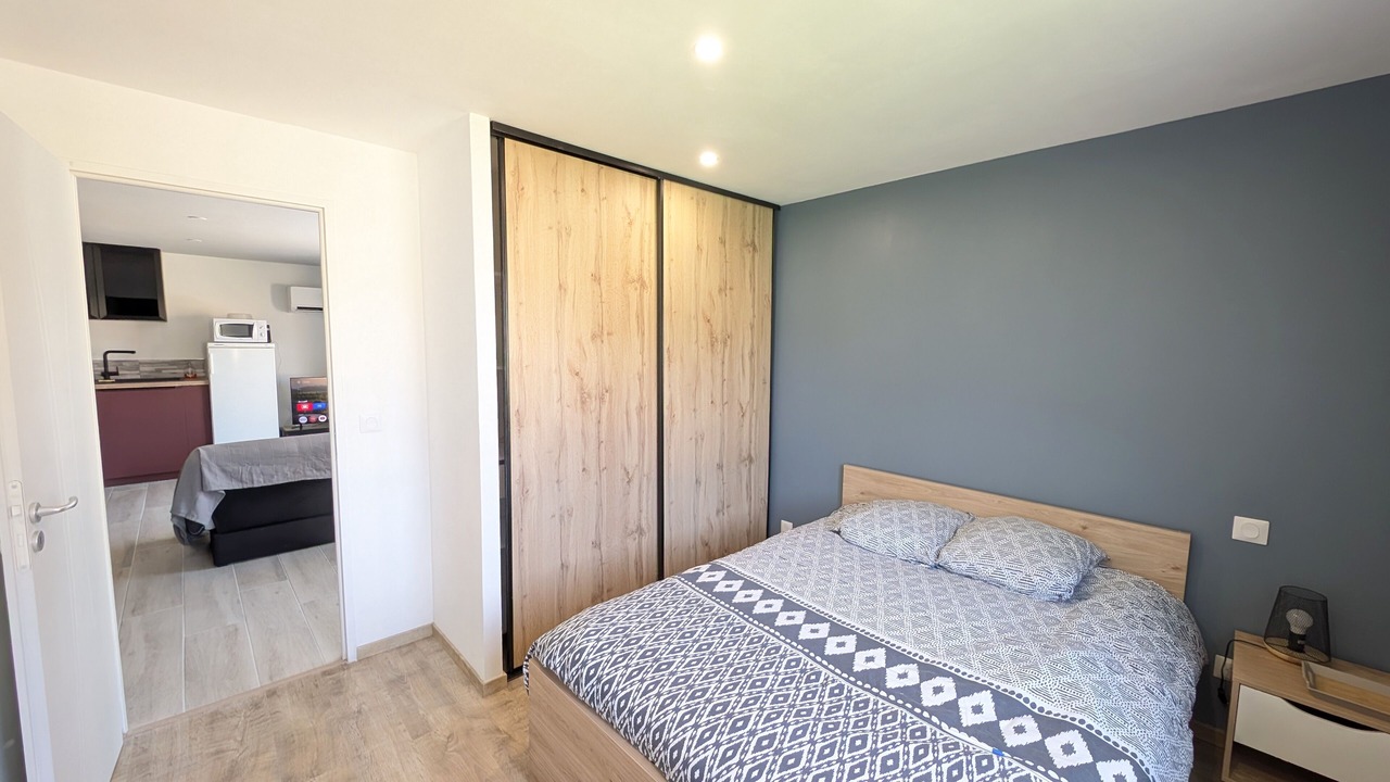 Photo of Bedroom in Saix