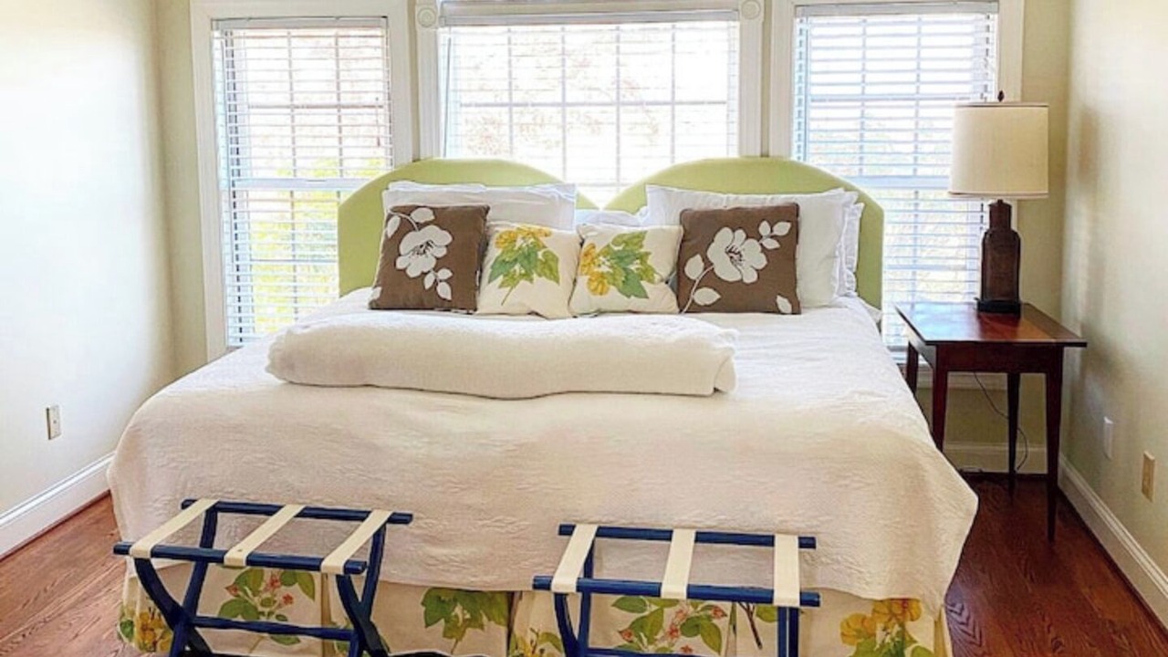 Photo of Bedroom in Lewisburg