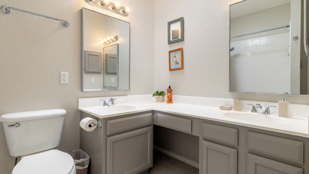 Photo of Bathroom in Euless