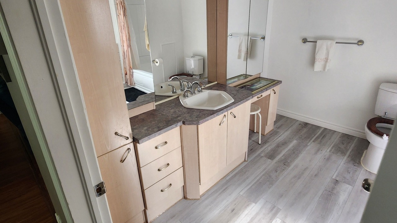 Photo of Bathroom in Saint-Ignace-de-Loyola