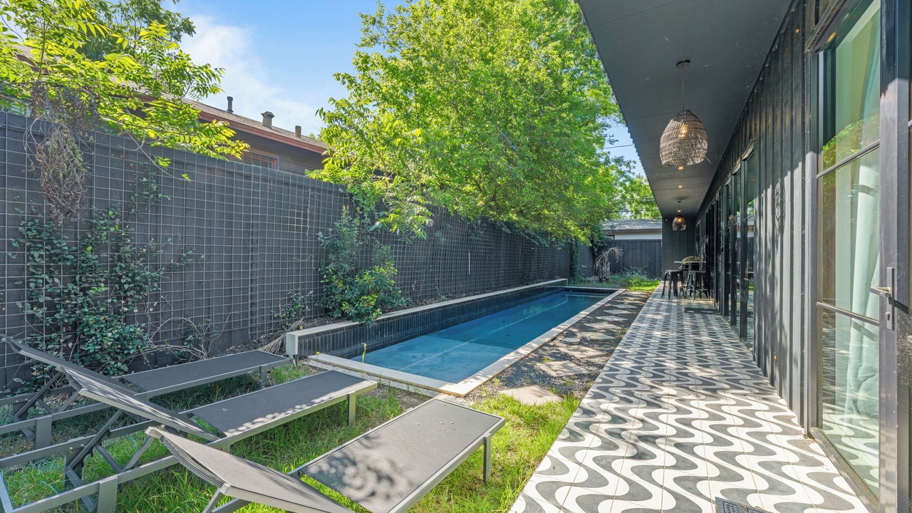 Photo of Outdoor in McKinley Heights