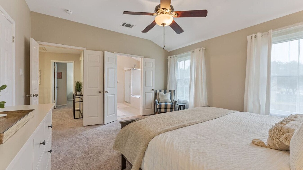 Photo of Bedroom in Pflugerville