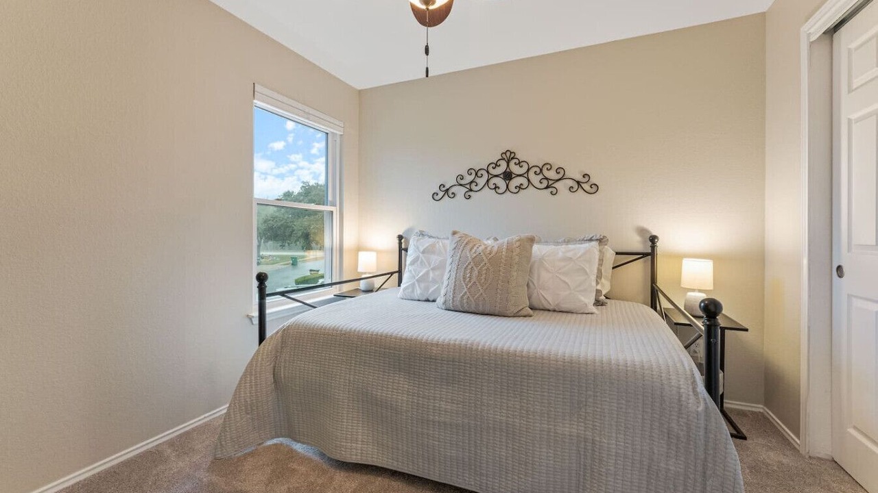 Photo of Bedroom in Pflugerville