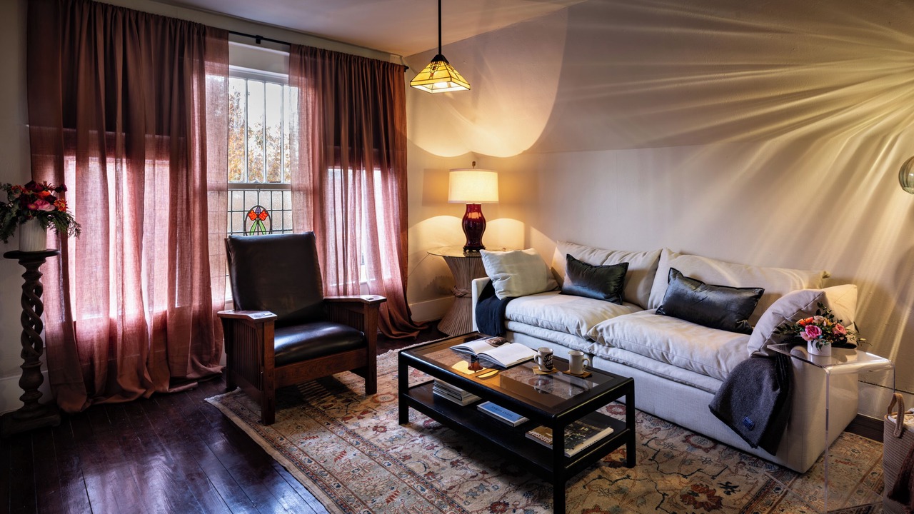 Photo of Livingroom in Oak Cliff