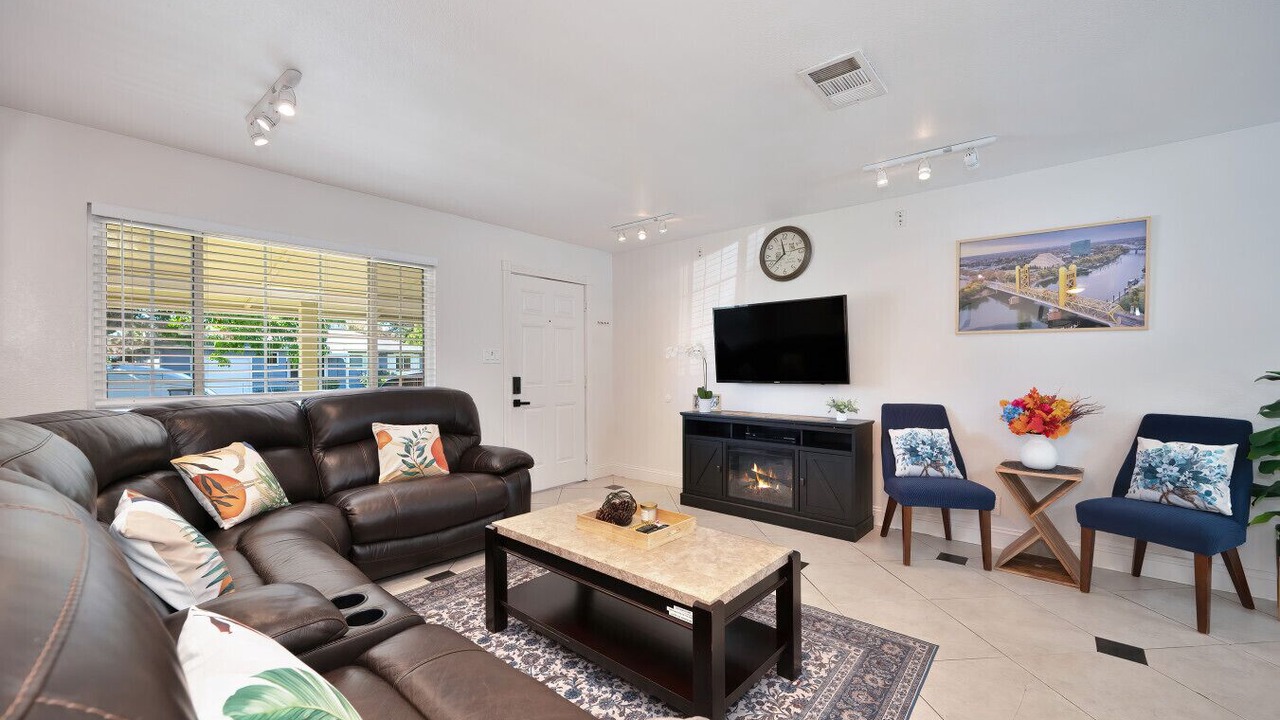 Photo of Livingroom in Sacramento