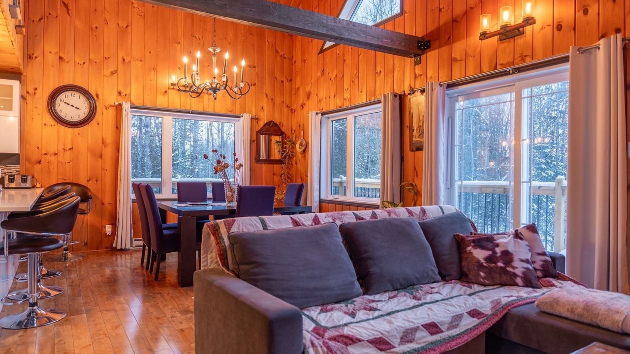 Photo of Livingroom in Saint-Gabriel-de-Brandon