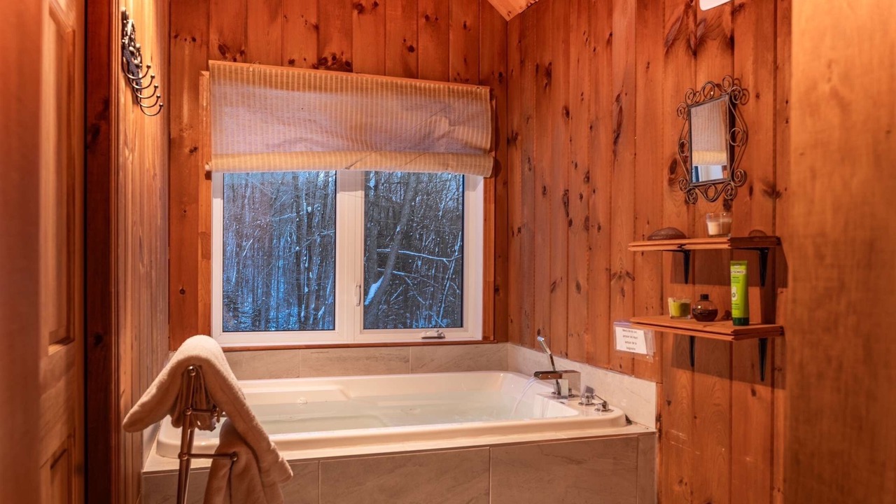 Photo of Bathroom in Saint-Gabriel-de-Brandon