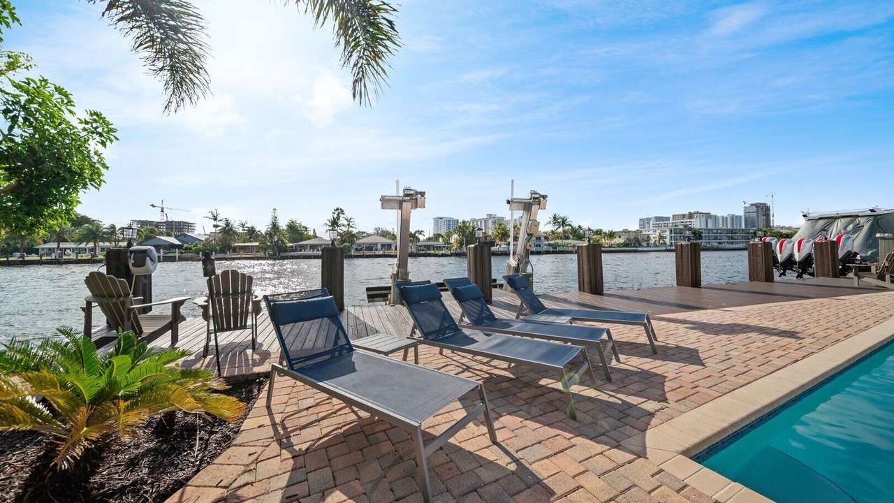 Photo of Outdoor in Santa Barbara Estates