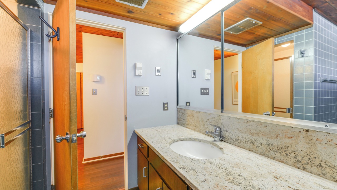 Photo of Bathroom in Dover