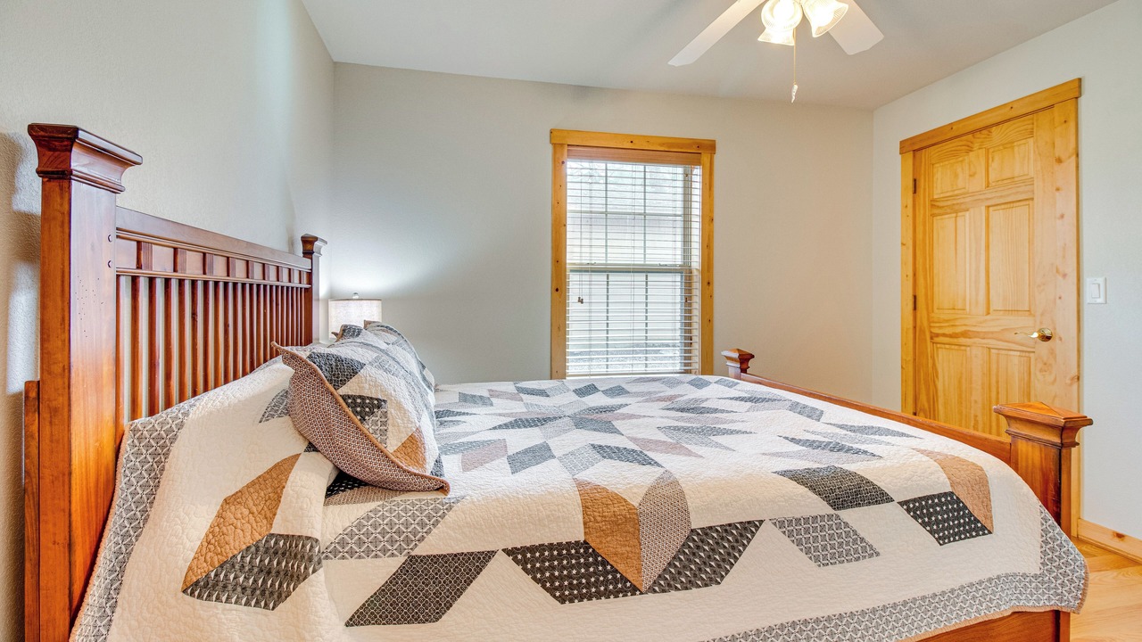 Photo of Bedroom in Elizabeth