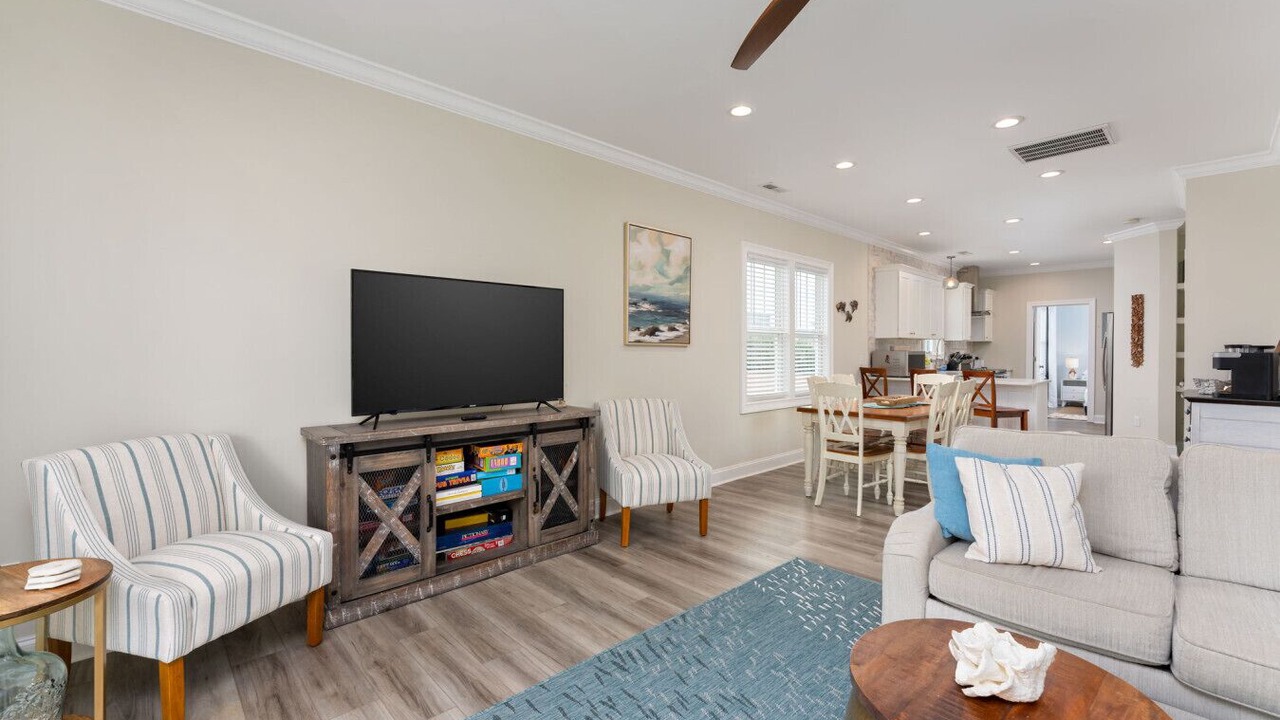 Photo of Livingroom in North Carolina Coast