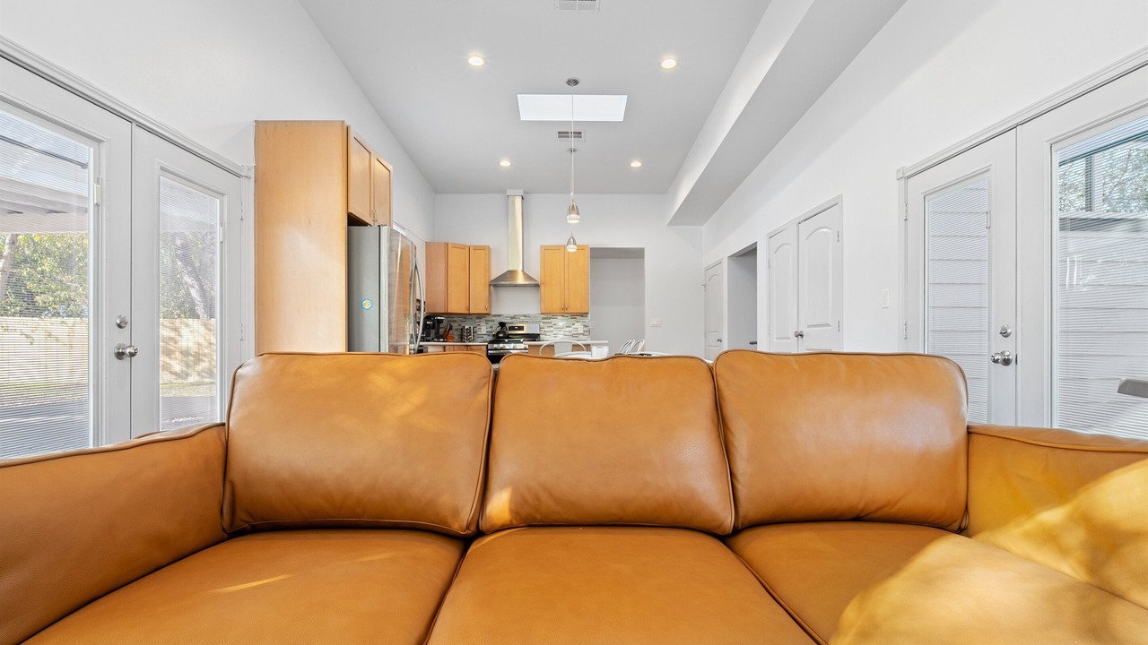 Photo of Bedroom in South Manchaca
