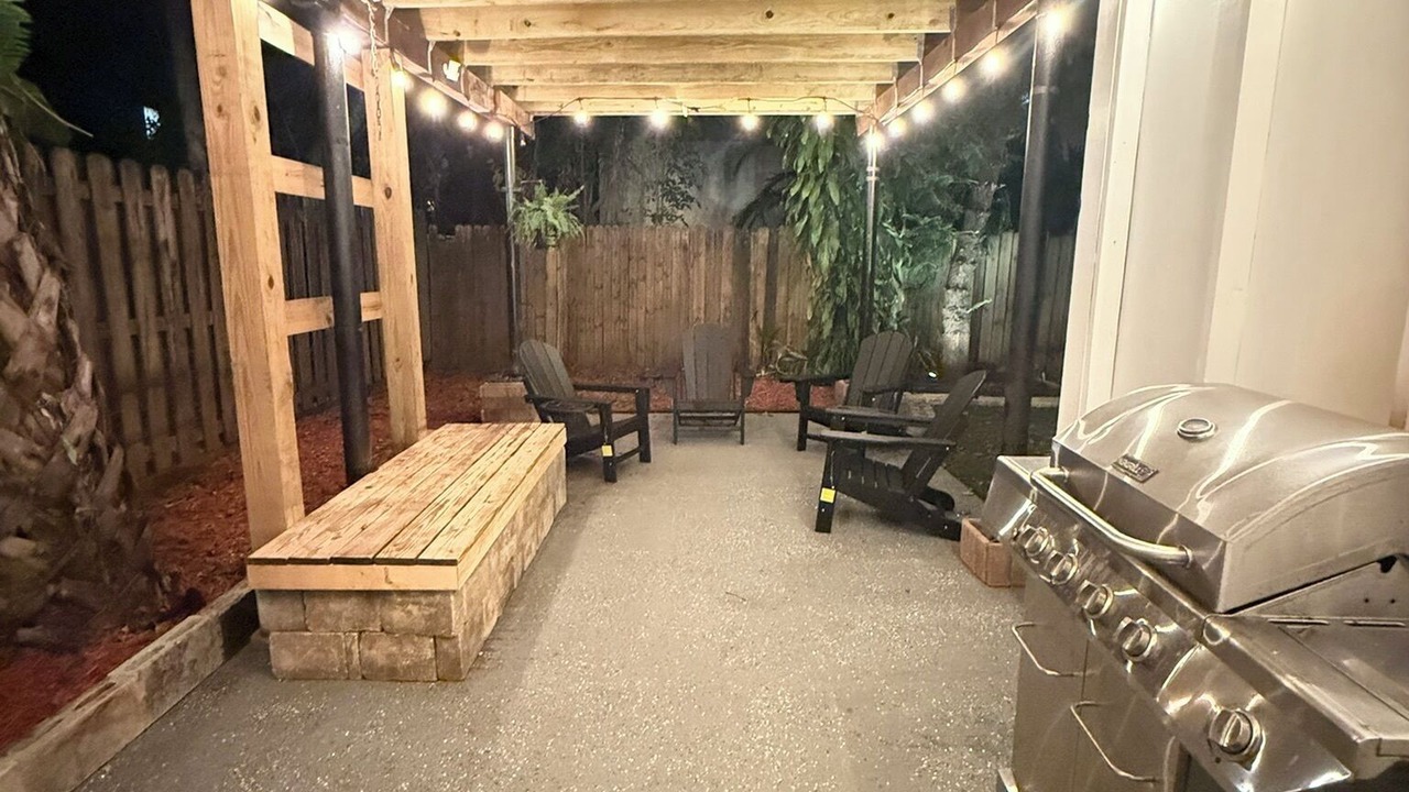 Photo of Patio Balcony in Tarpon River