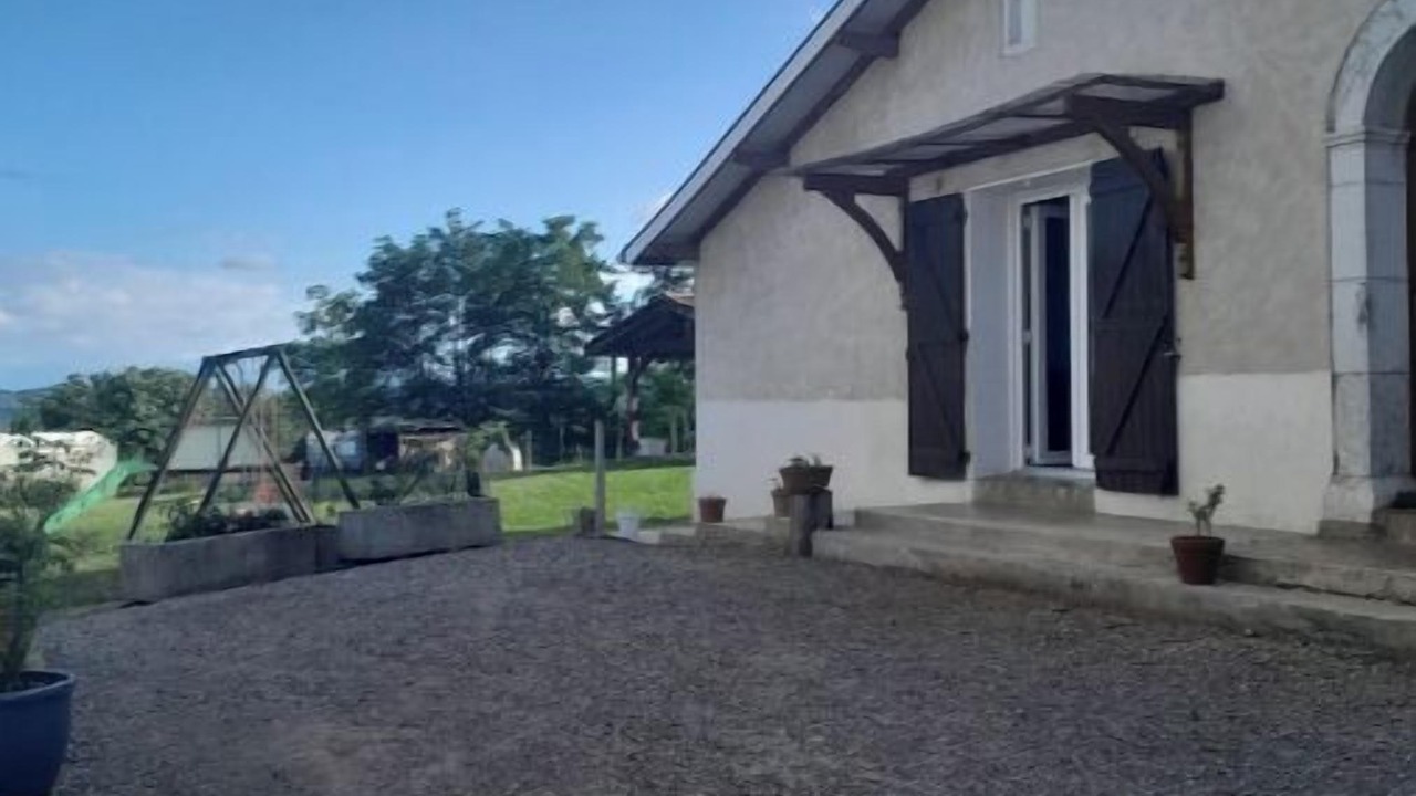 Photo of Outdoor in Habas