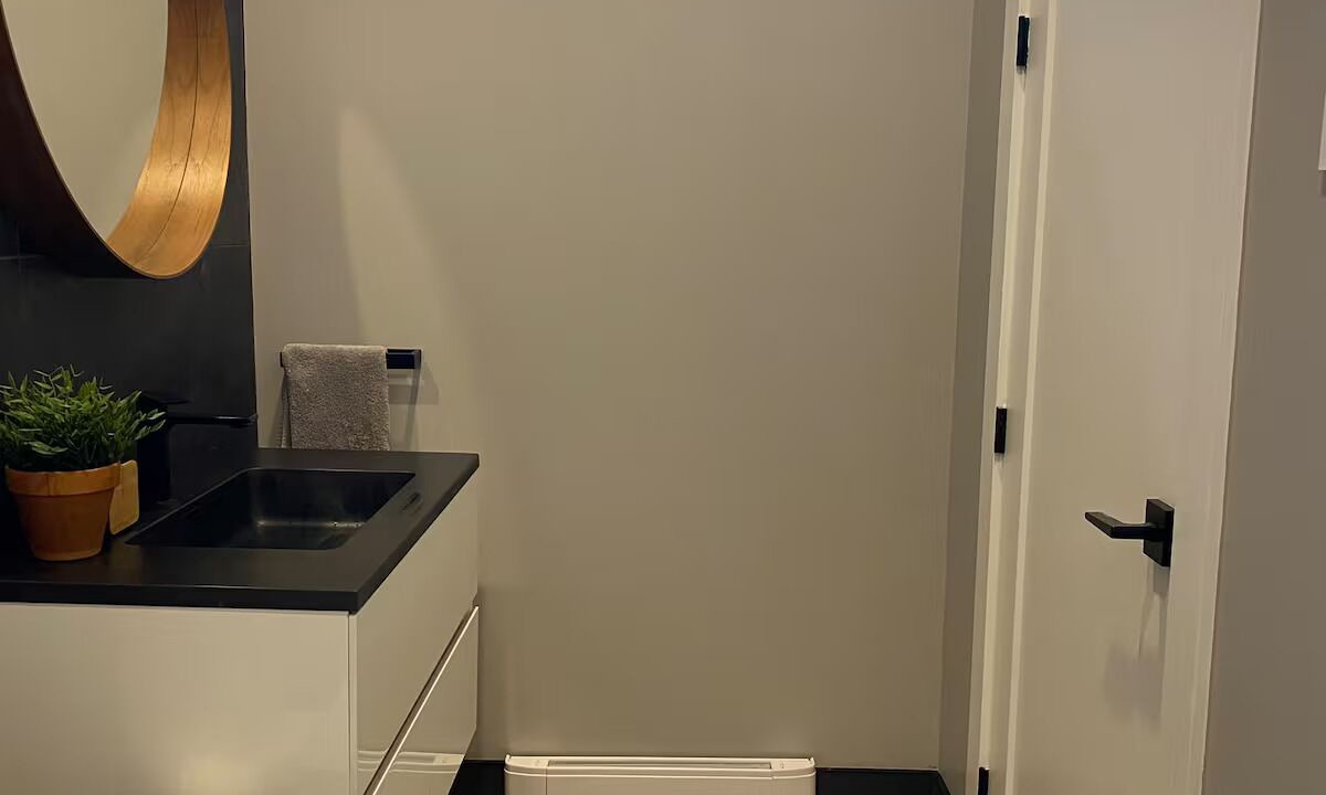 Photo of Bathroom in Orford