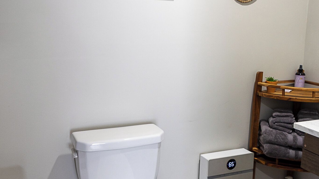 Photo of Bathroom in Edray