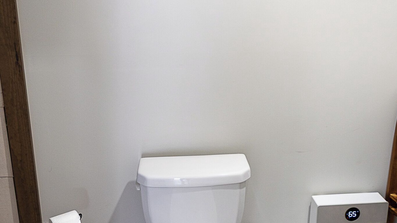 Photo of Bathroom in Edray