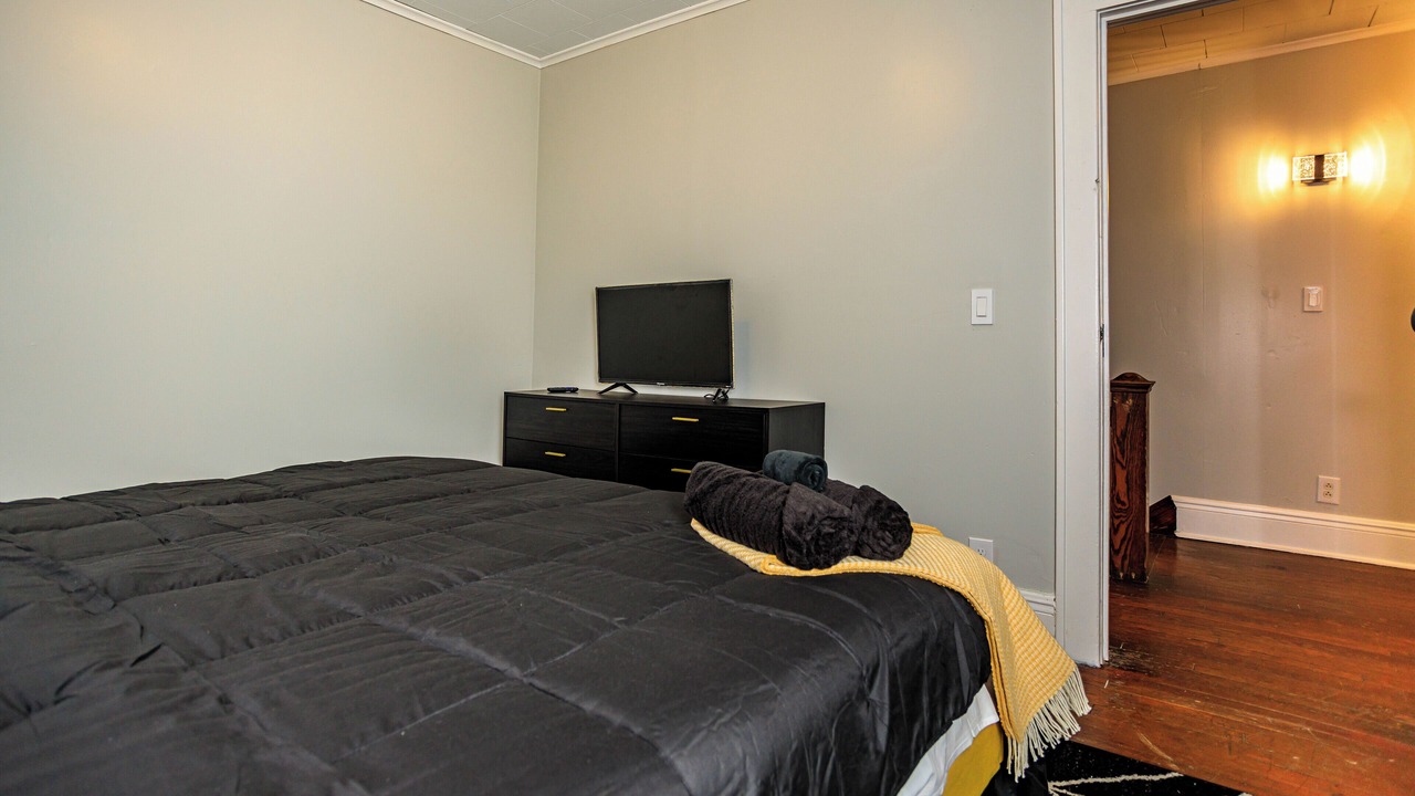 Photo of Bedroom in Southside