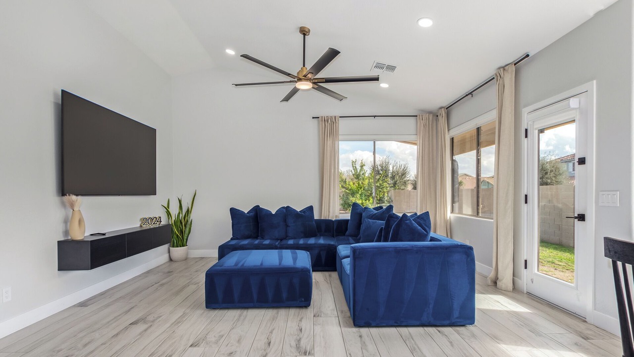 Photo of Livingroom in Goodyear
