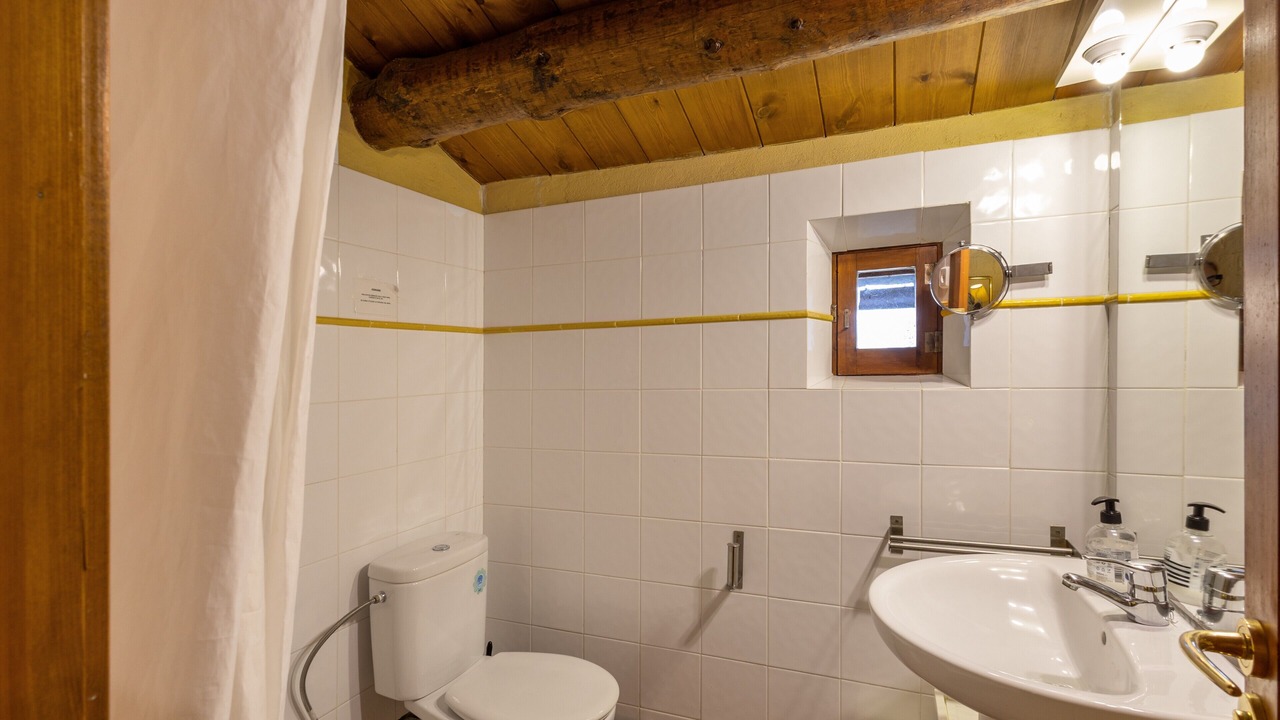 Photo of Bathroom in Gelida