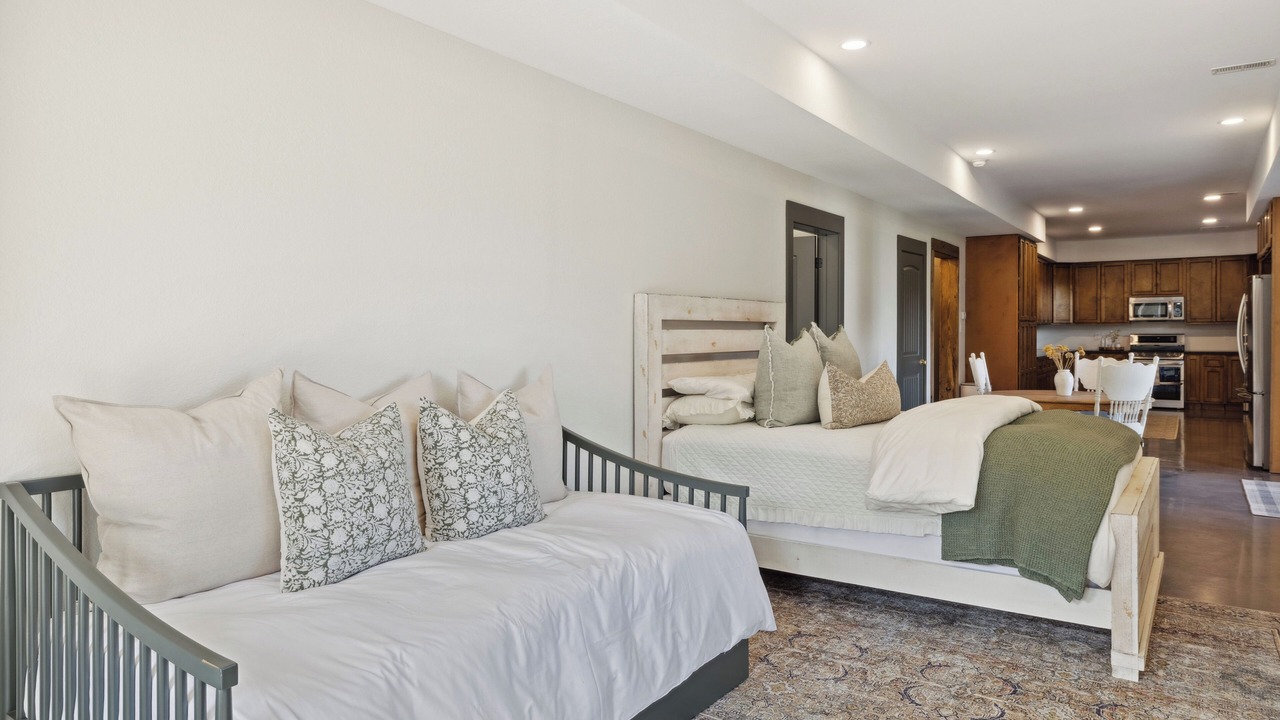 Photo of Bedroom in Louisville