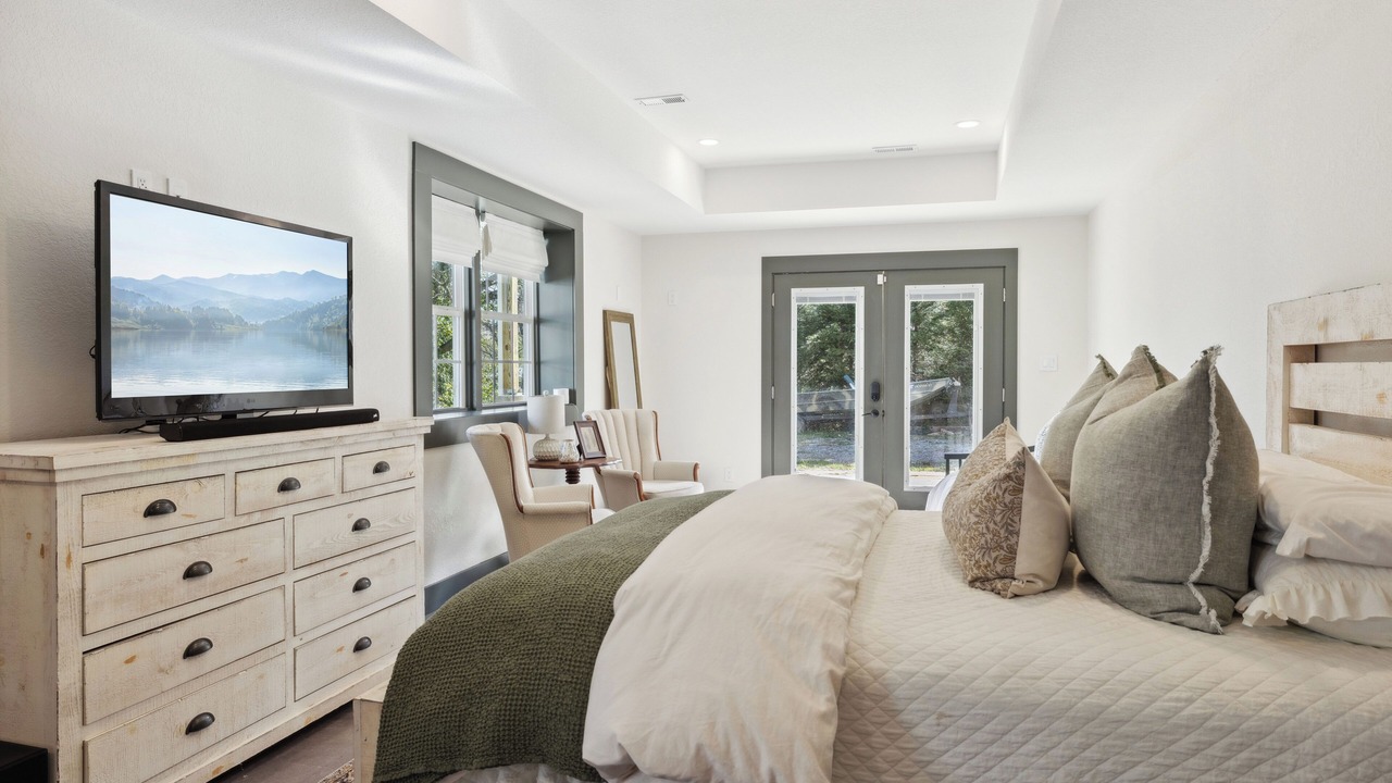 Photo of Bedroom in Louisville