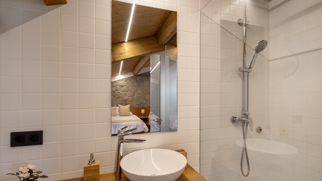 Photo of Bathroom in Sagas
