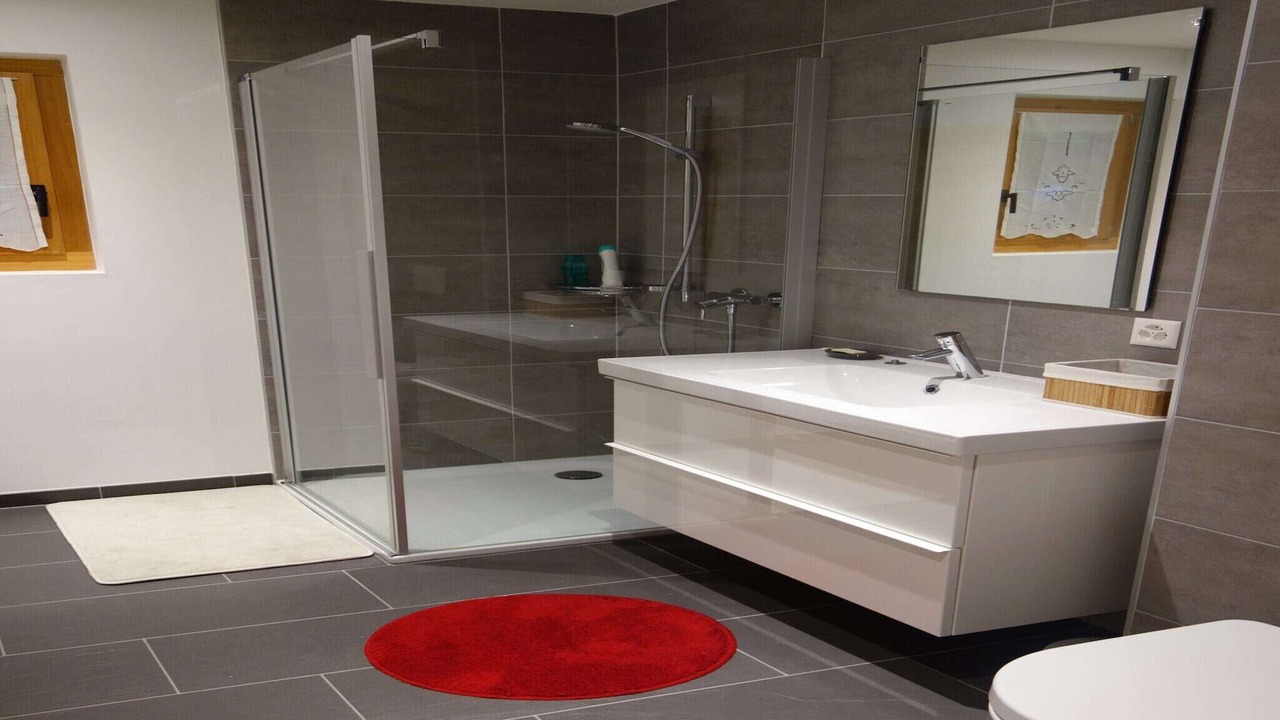 Photo of Bathroom in Vex