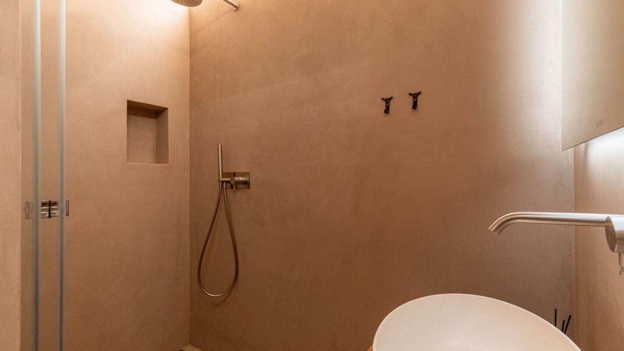 Photo of Bathroom in Vex