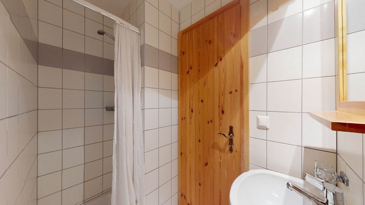 Photo of Bathroom in Saint-Pierre-de-Clages