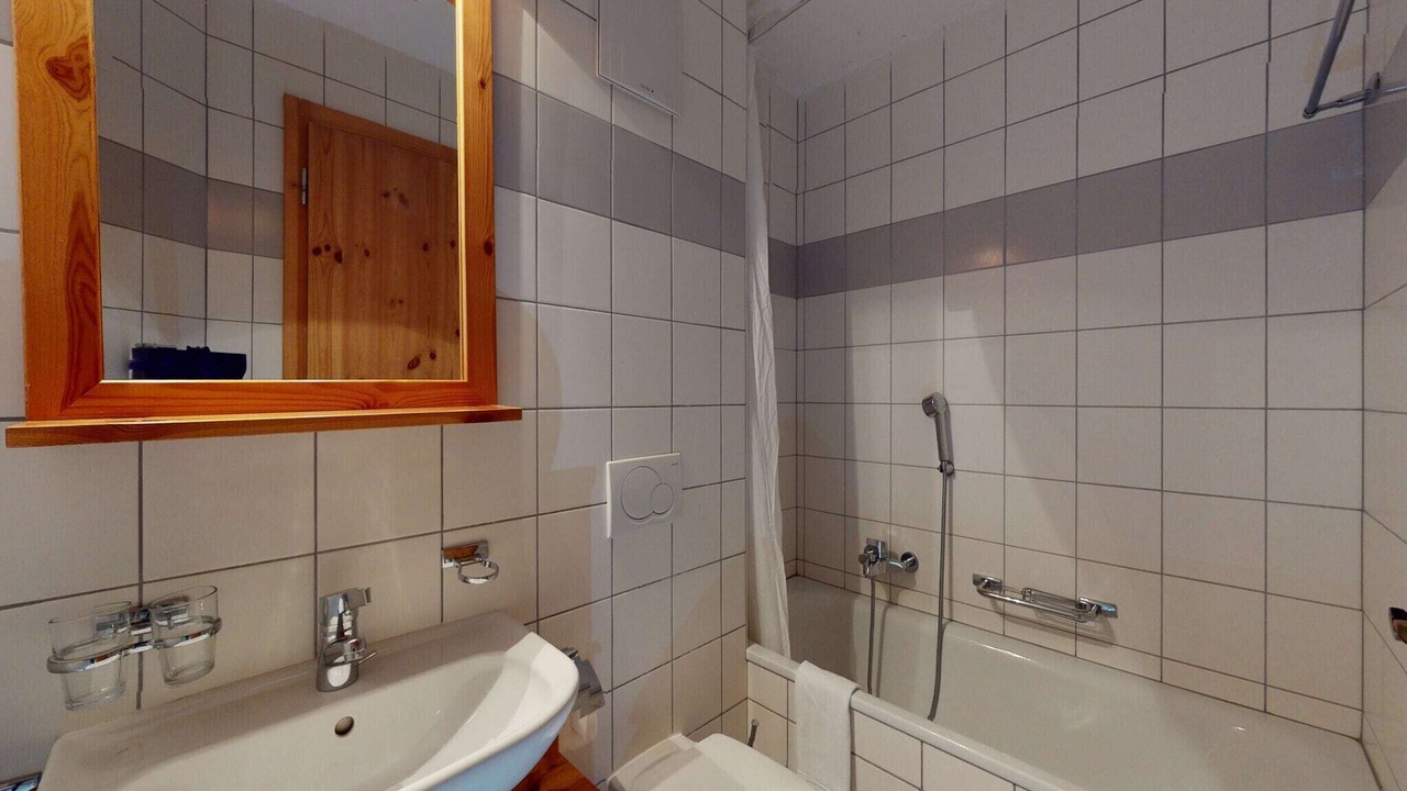 Photo of Bathroom in Saint-Pierre-de-Clages