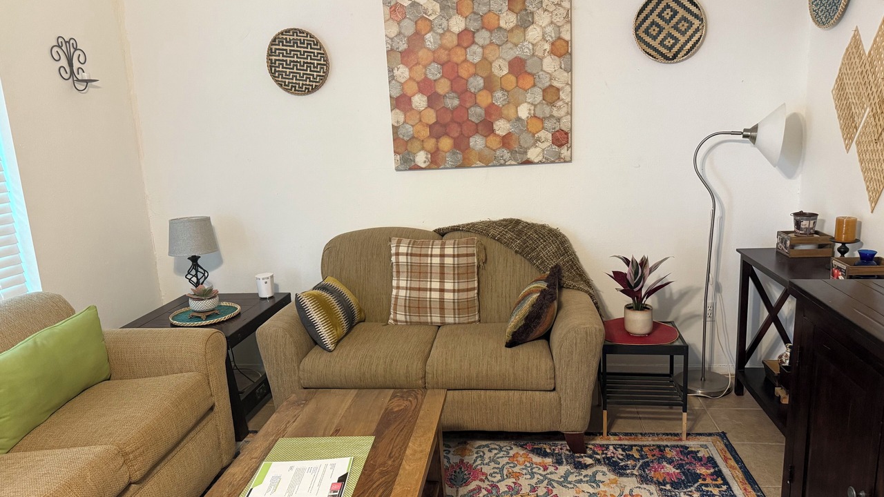 Photo of Livingroom in North Austin Civic Association