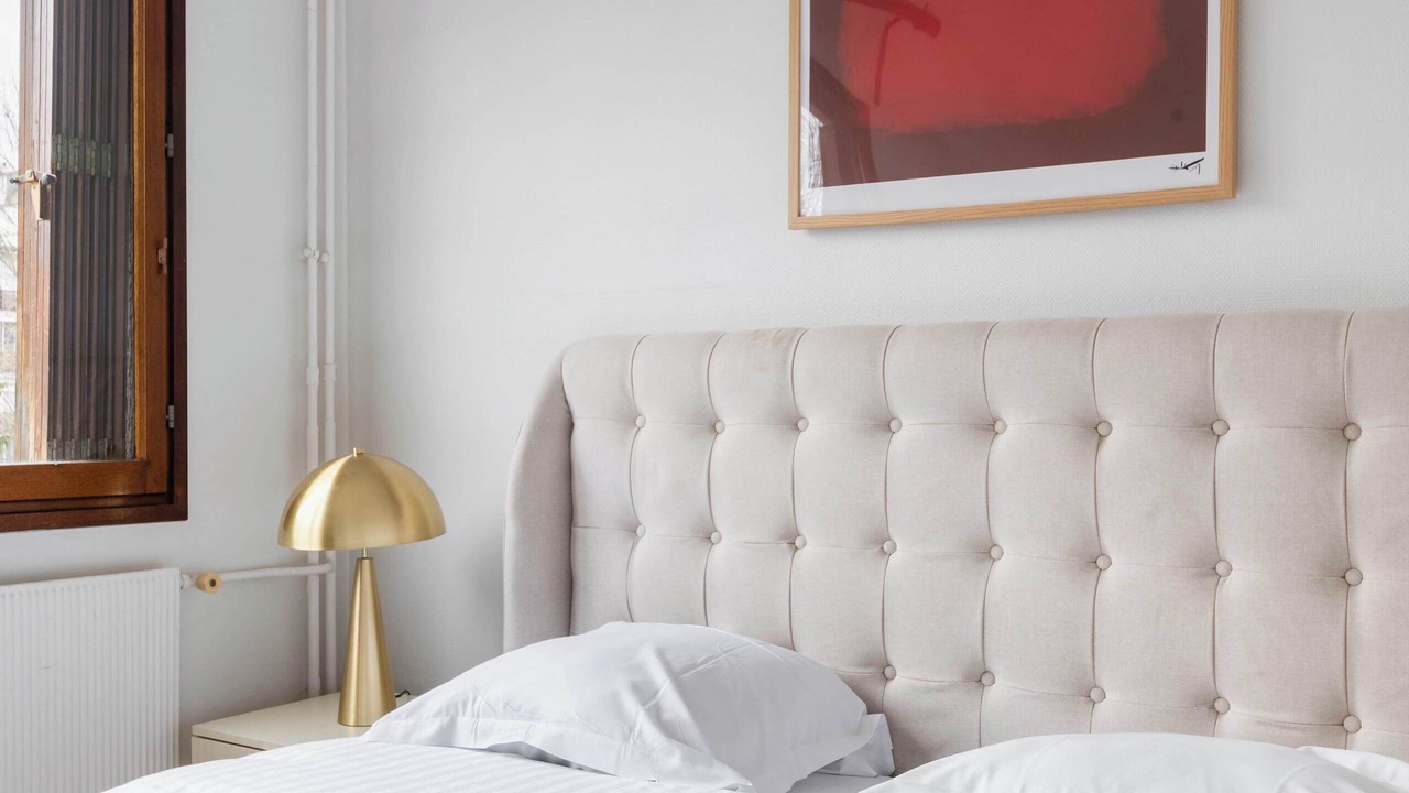 Photo of Bedroom in Republique–Point-du-Jour