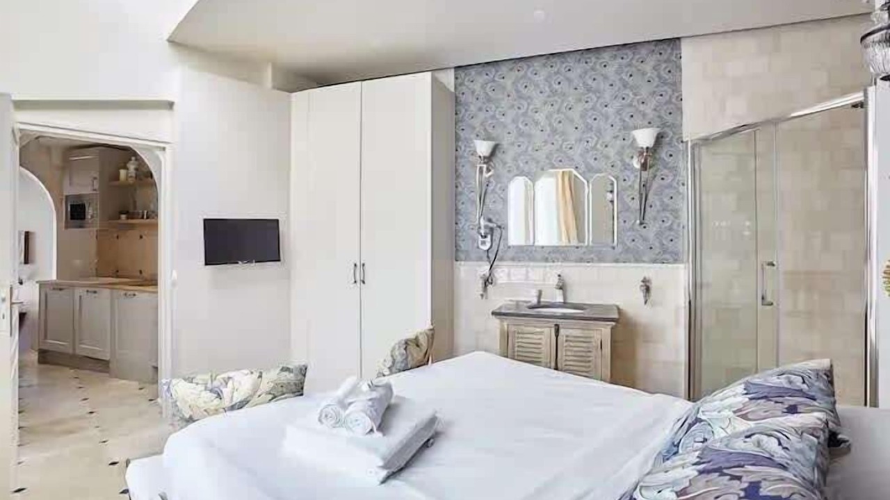 Photo of Bedroom in Parc-de-Montsouris