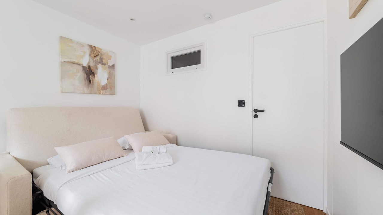 Photo of Bedroom in Les Lilas