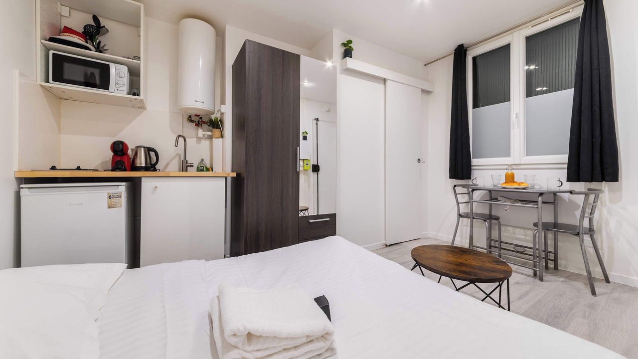 Photo of Bedroom in Quartier des Grandes-Carrieres