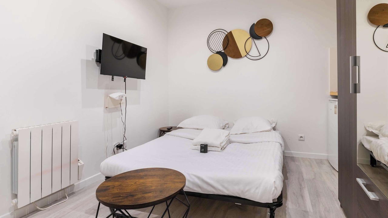 Photo of Bedroom in Quartier des Grandes-Carrieres