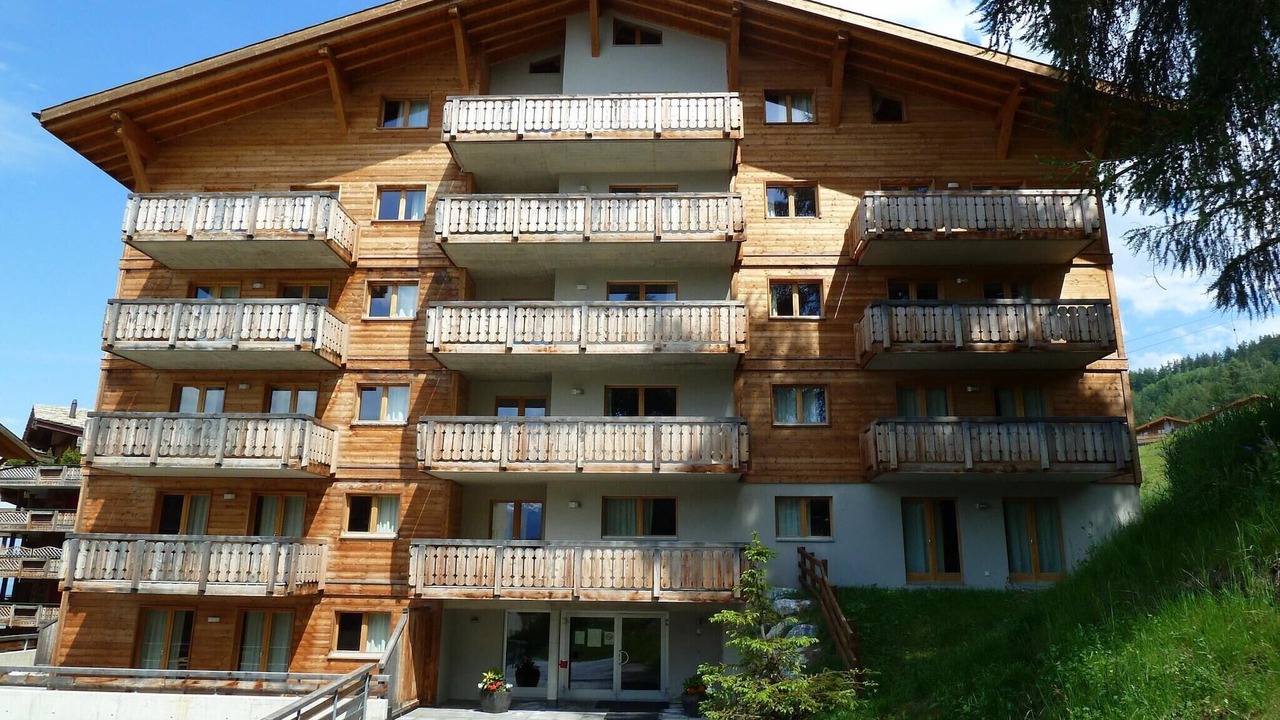 Photo of Outdoor in Saint-Pierre-de-Clages